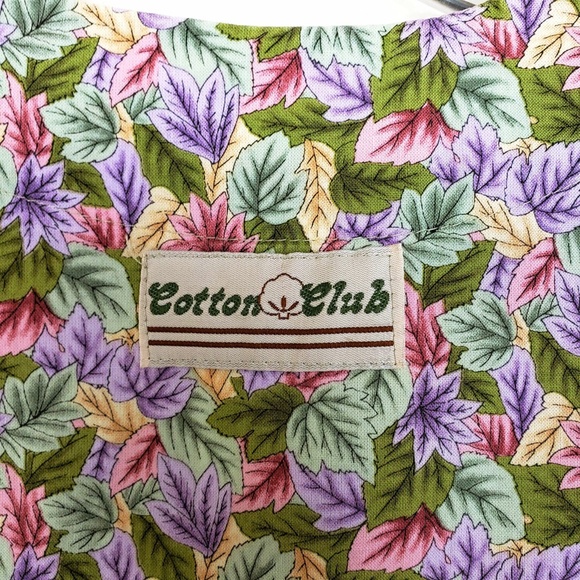 Cotton Club Scrub Top Multi-Color Leaf Pattern V-Neck 100% Cotton - Size Medium - Picture 3 of 5